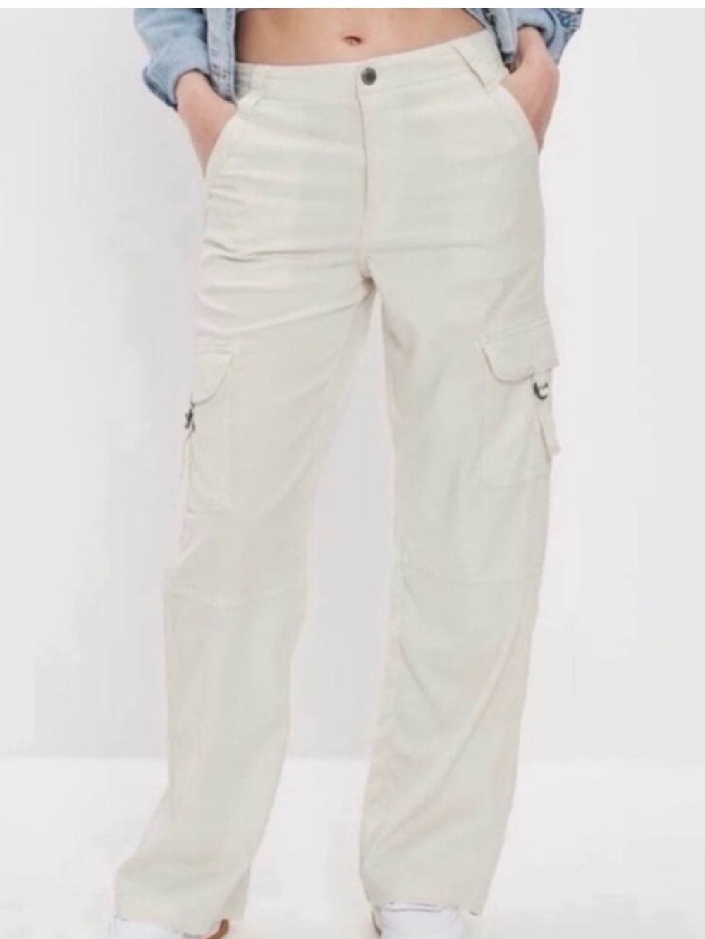 American Eagle Outfitters Women's Cream Wide-Leg Cargo Pants